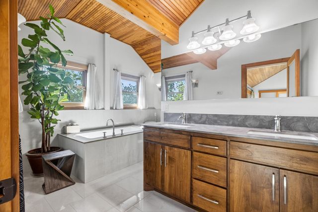 1920 Fremont Avenue S, Minneapolis, MN 55403