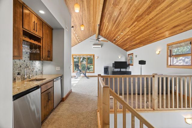 1920 Fremont Avenue S, Minneapolis, MN 55403