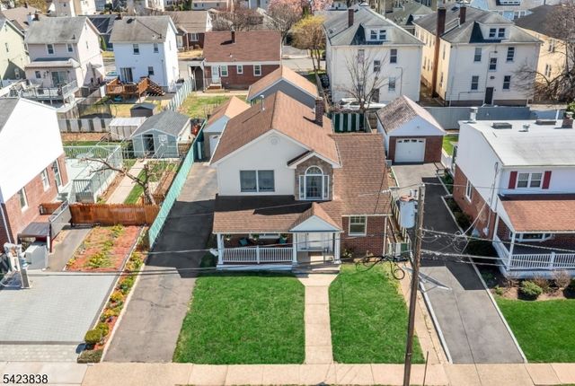 28 William St, Rochelle Park Twp., NJ 07662