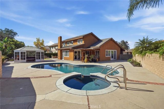 1718 Kingham Avenue, Fullerton, CA 92833
