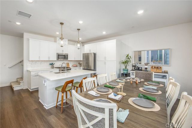 4092 Spring Haven Ln, Corona, CA 92883
