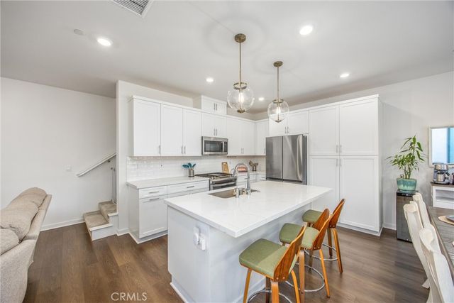 4092 Spring Haven Ln, Corona, CA 92883