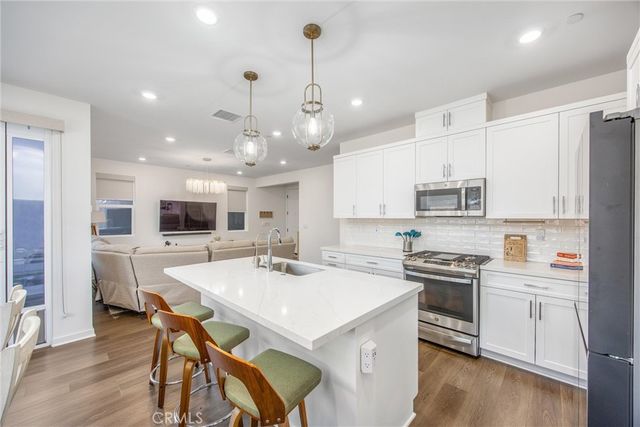 4092 Spring Haven Ln, Corona, CA 92883