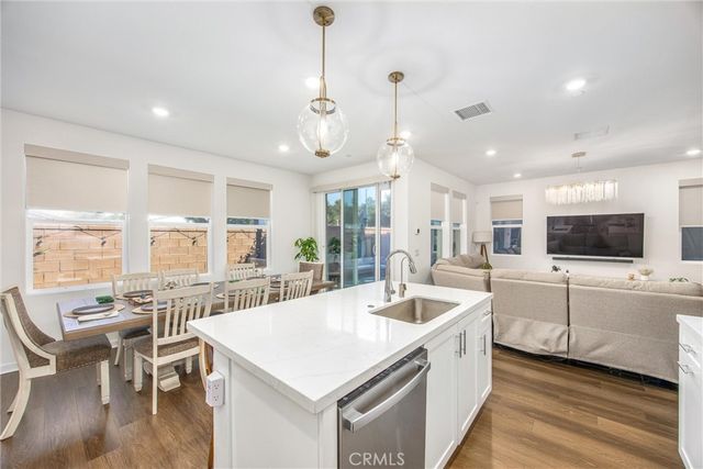 4092 Spring Haven Ln, Corona, CA 92883