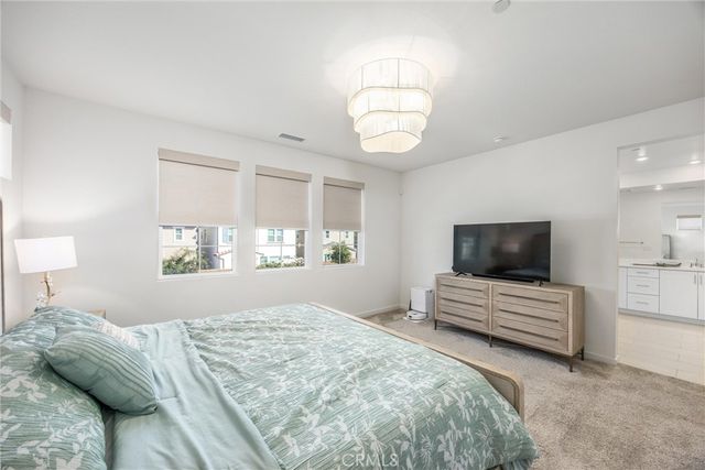 4092 Spring Haven Ln, Corona, CA 92883