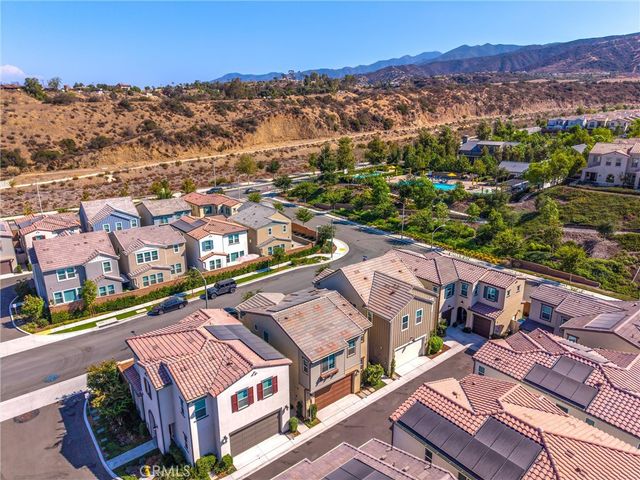 4092 Spring Haven Ln, Corona, CA 92883