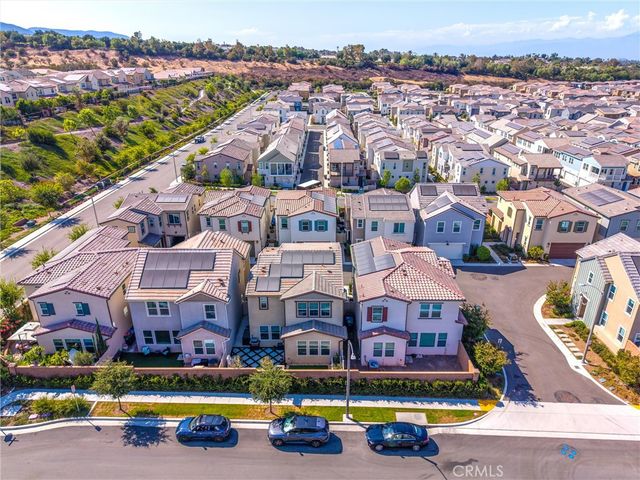 4092 Spring Haven Ln, Corona, CA 92883