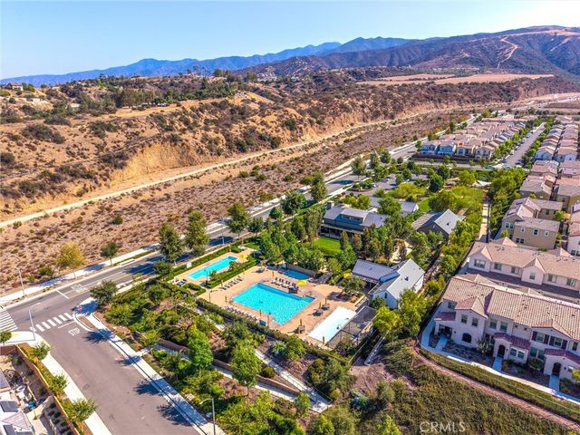 4092 Spring Haven Ln, Corona, CA 92883