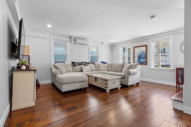 109 Main Street 2, Woburn, MA 01801
