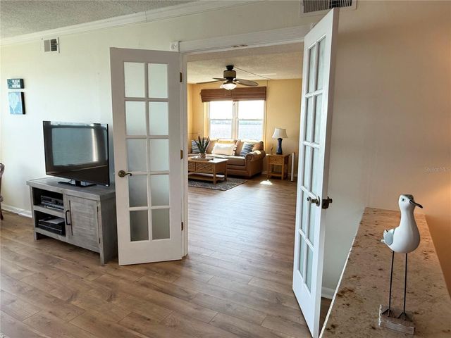 5900 SHORE BOULEVARD S 512, Gulfport, FL 33707