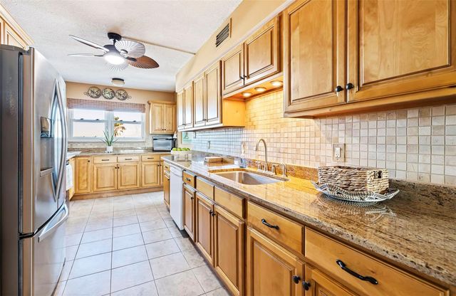 5900 SHORE BOULEVARD S 512, Gulfport, FL 33707