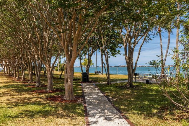 5900 SHORE BOULEVARD S 512, Gulfport, FL 33707