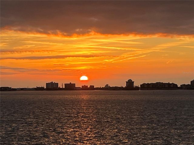 5900 SHORE BOULEVARD S 512, Gulfport, FL 33707