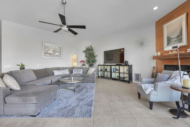 47695 Via Florence, La Quinta, CA 92253