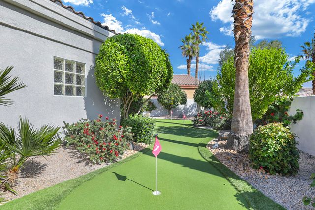 47695 Via Florence, La Quinta, CA 92253