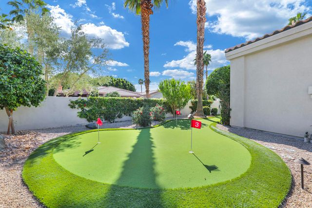 47695 Via Florence, La Quinta, CA 92253