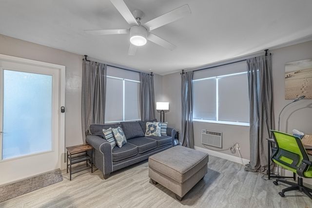 1117 MERIDIAN Avenue 7-1117, Miami Beach, FL 33139