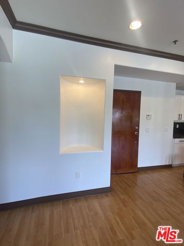 1862 S Bentley Avenue 303, Los Angeles, CA 90025