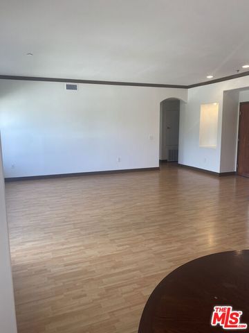 1862 S Bentley Avenue 303, Los Angeles, CA 90025