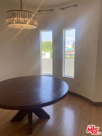 1862 S Bentley Avenue 303, Los Angeles, CA 90025