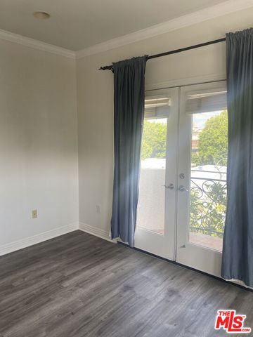 1862 S Bentley Avenue 303, Los Angeles, CA 90025