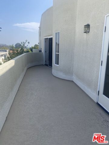 1862 S Bentley Avenue 303, Los Angeles, CA 90025