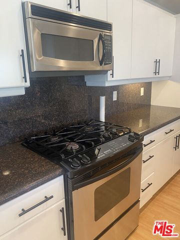 1862 S Bentley Avenue 303, Los Angeles, CA 90025