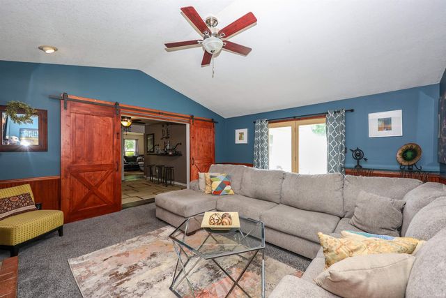 1621 Saint Louis Avenue, Fort Wayne, IN 46819