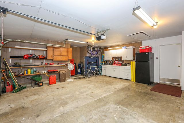 1621 Saint Louis Avenue, Fort Wayne, IN 46819