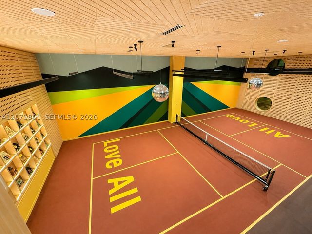 90 NE 32nd St 709, Miami, FL 33127