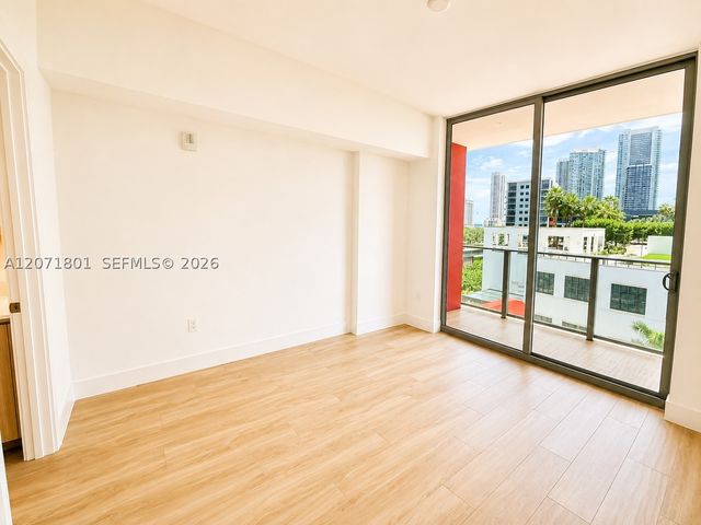 90 NE 32nd St 709, Miami, FL 33127
