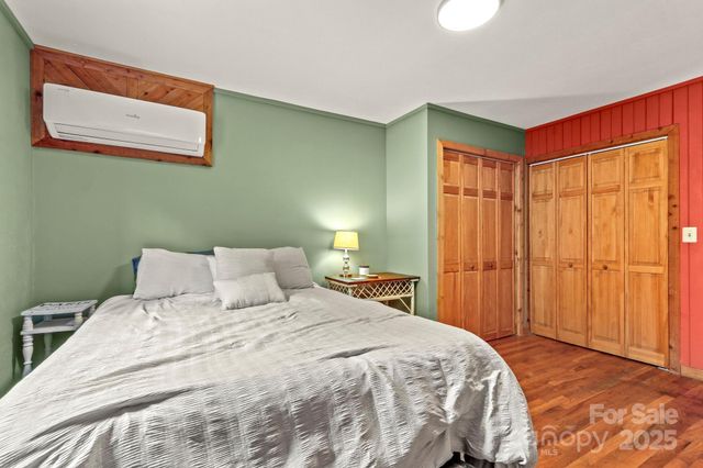 1925 Green Hill Road, Blowing Rock, NC 28605