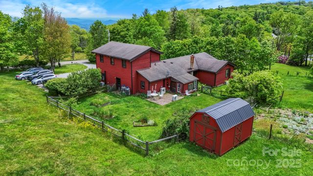 1925 Green Hill Road, Blowing Rock, NC 28605