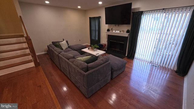 4 STEEPLEJACK CT, Owings Mills, MD 21117