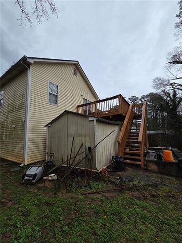 811 Kennesaw Drive, Forest Park, GA 30297