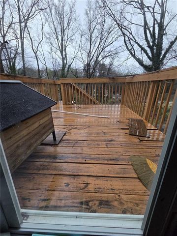 811 Kennesaw Drive, Forest Park, GA 30297