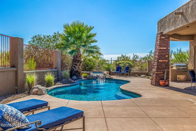 1933 E QUIET CANYON Drive, Tucson, AZ 85718