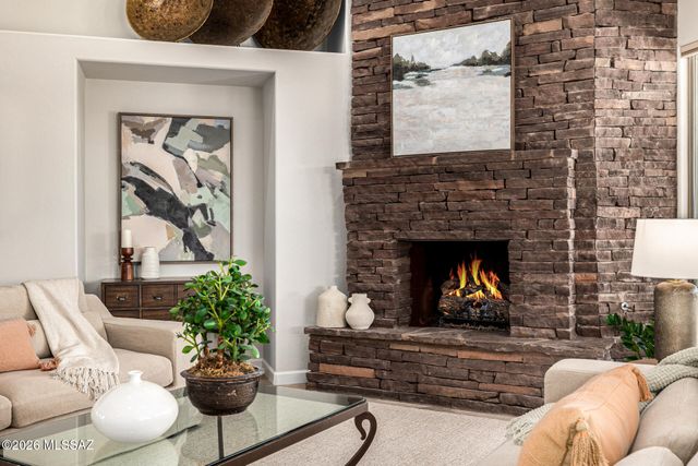 1933 E QUIET CANYON Drive, Tucson, AZ 85718