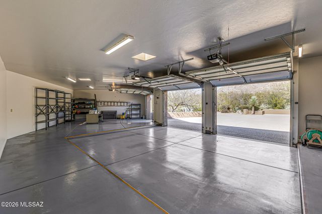 1933 E QUIET CANYON Drive, Tucson, AZ 85718