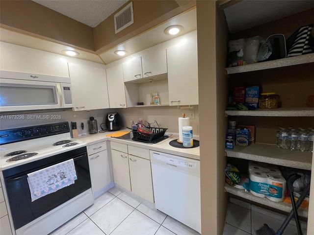 9010 SW 125th Ave G402, Miami, FL 33186