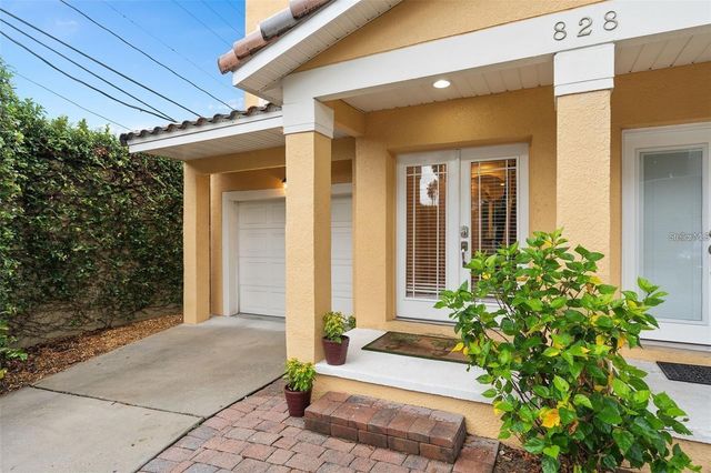 828 ELLWOOD AVENUE J, Orlando, FL 32804