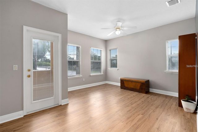 828 ELLWOOD AVENUE J, Orlando, FL 32804
