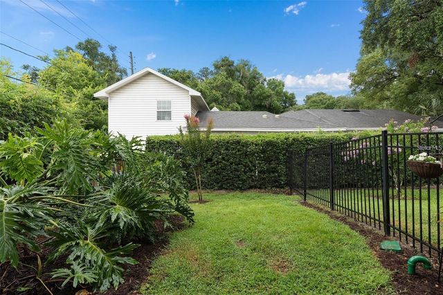 828 ELLWOOD AVENUE J, Orlando, FL 32804