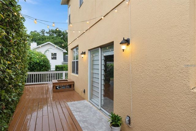 828 ELLWOOD AVENUE J, Orlando, FL 32804