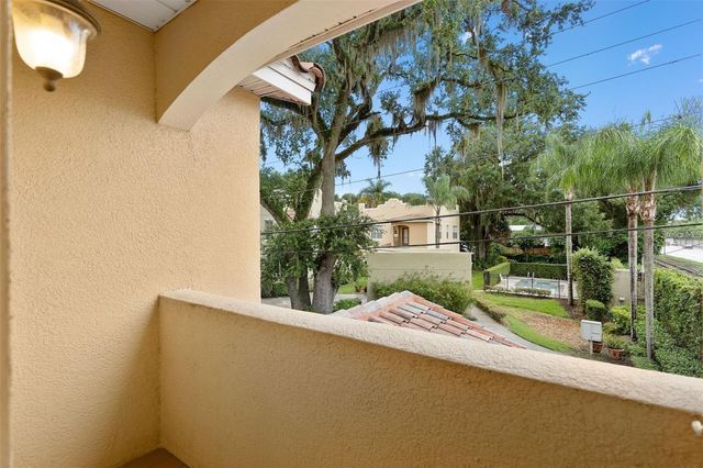 828 ELLWOOD AVENUE J, Orlando, FL 32804