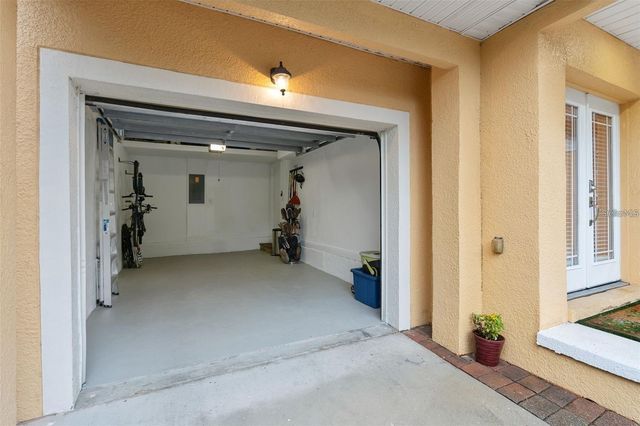 828 ELLWOOD AVENUE J, Orlando, FL 32804