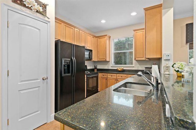 828 ELLWOOD AVENUE J, Orlando, FL 32804