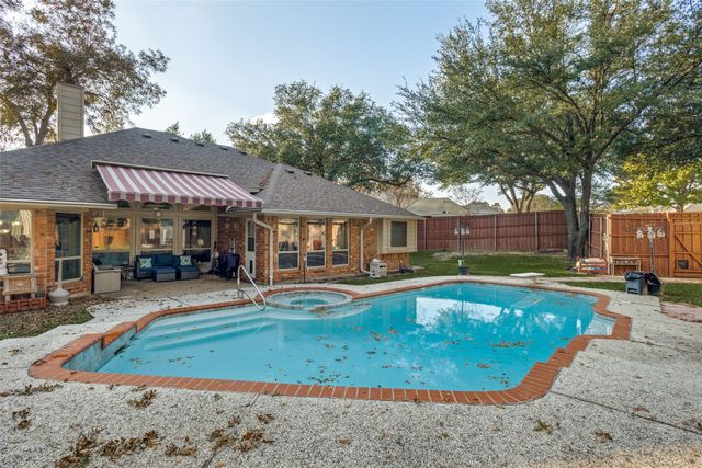 1306 Norfolk Court, Garland, TX 75044