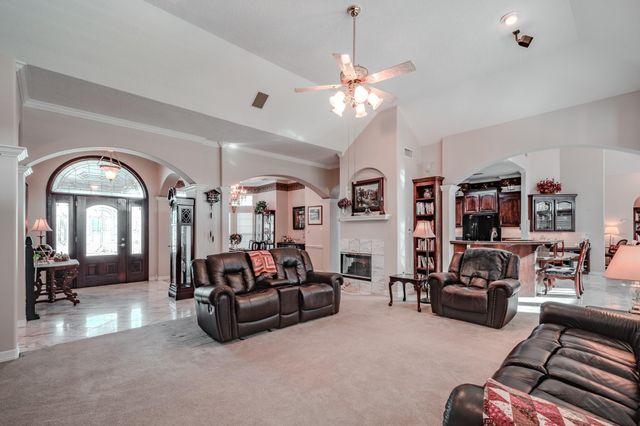 9018 Water Point Drive, Beach City, TX 77523