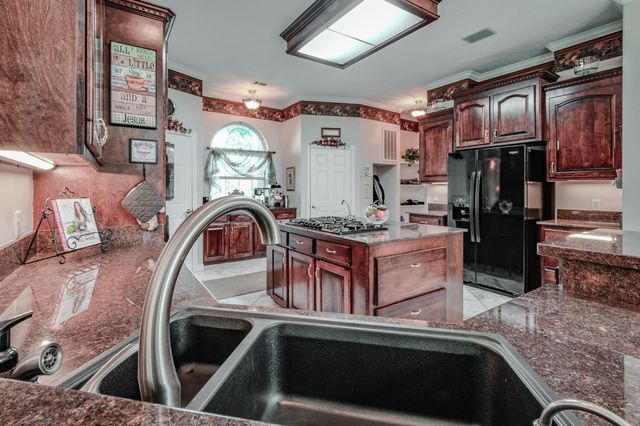 9018 Water Point Drive, Beach City, TX 77523